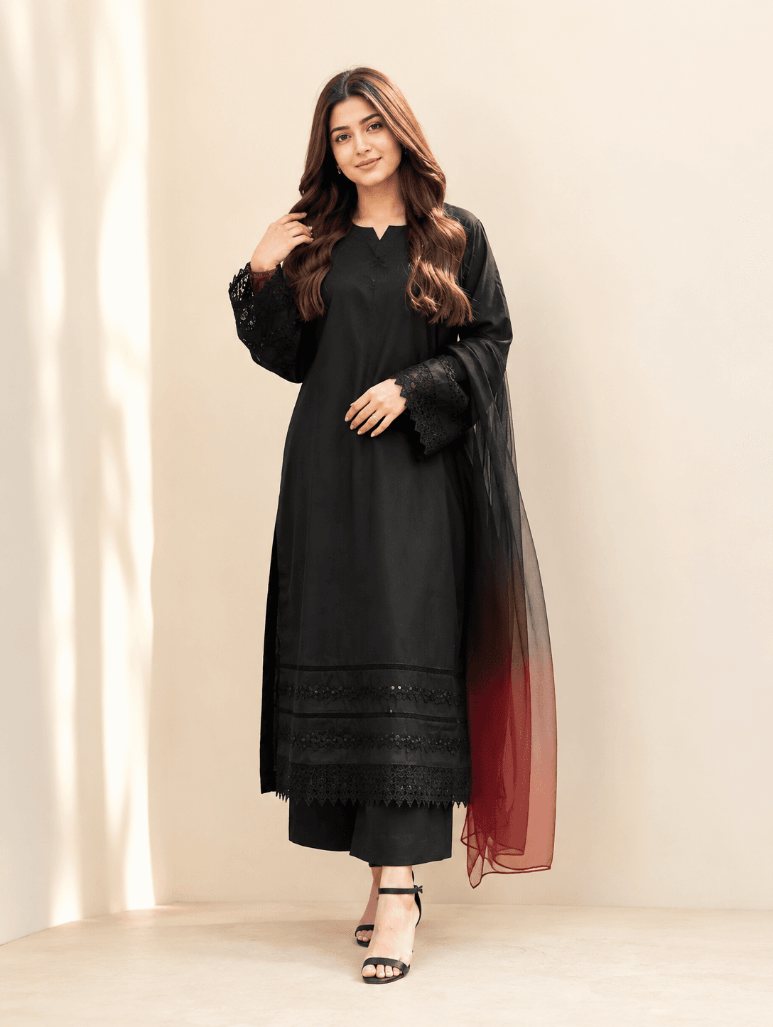 Elegant Black Long Shirt with Lace Detail – 3 Piece Set